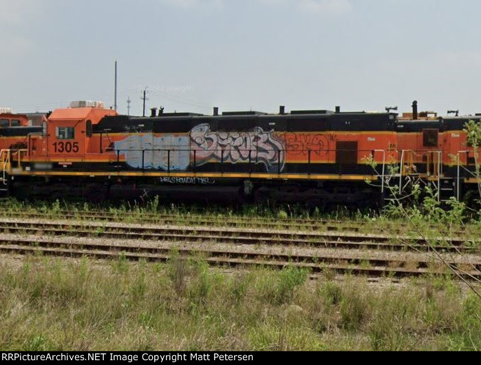 BNSF 1305